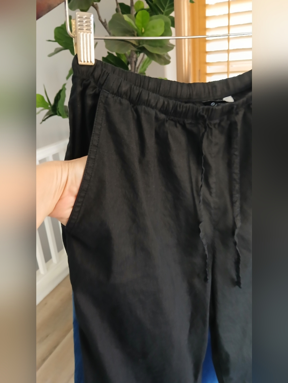 Athleta Paradise Wide Leg Pant in Black. Size S - Picture 6 of 12